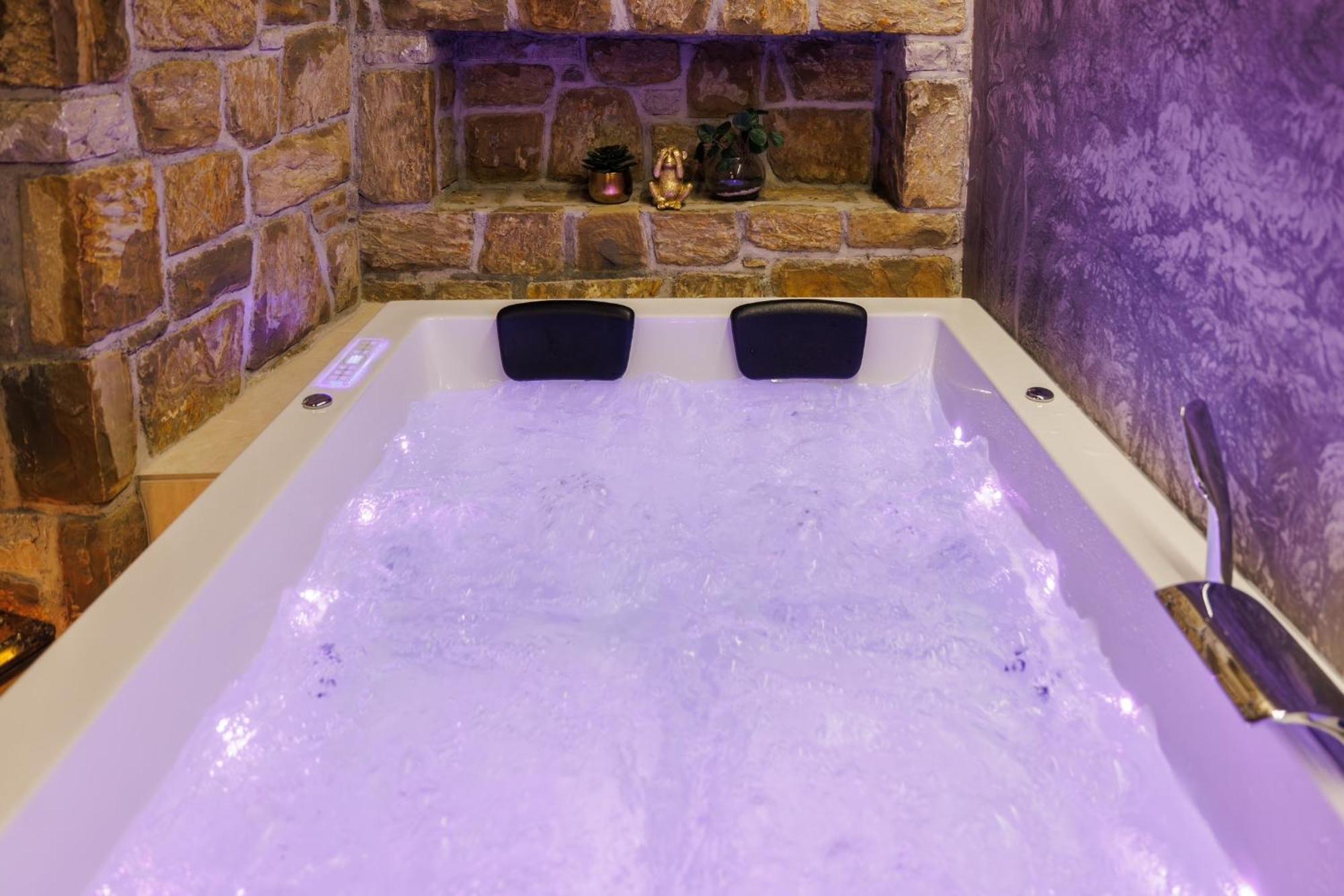 Vila Robida Rooms & Spa Crni Kal Exterior photo
